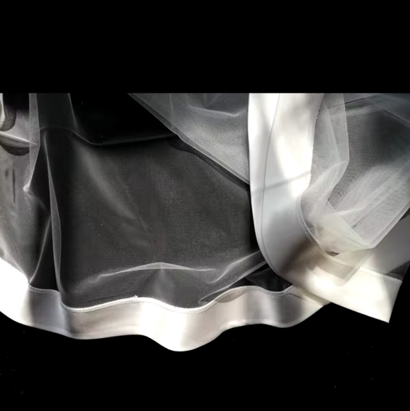 Elegant White Tulle Hair Veil